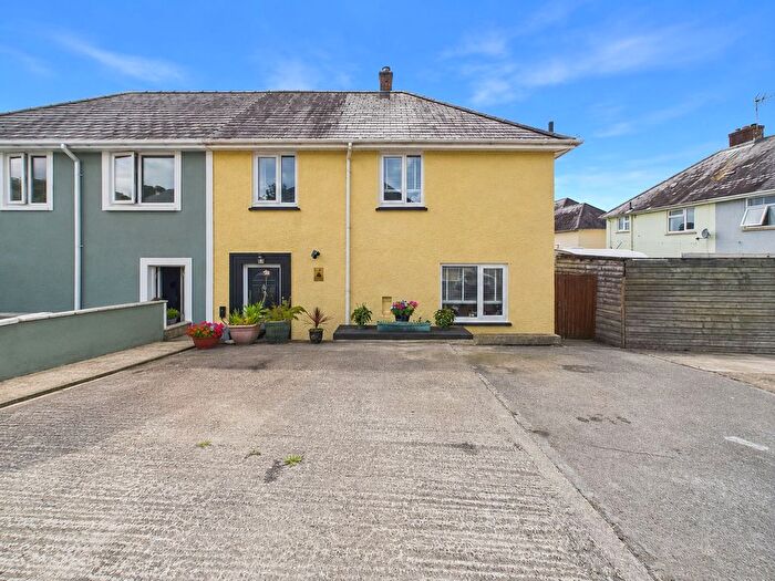 3 Bedroom Semi-detached House For Sale In Windsor Road, Pembroke, SA71
