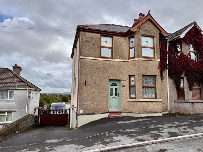3 Bedroom Semi-Detached House For Sale In Waterloo Road, Penygroes, Llanelli, SA14
