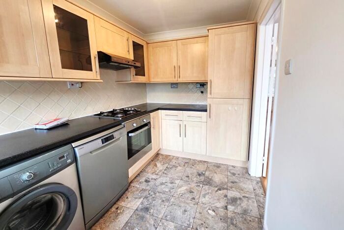 3 Bedroom Terraced House To Rent In Station Avenue, Walton-On-Thames, KT12