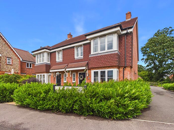 2 Bedroom Semi-Detached House To Rent In Oak Tree Close, Rowland's Castle, PO9