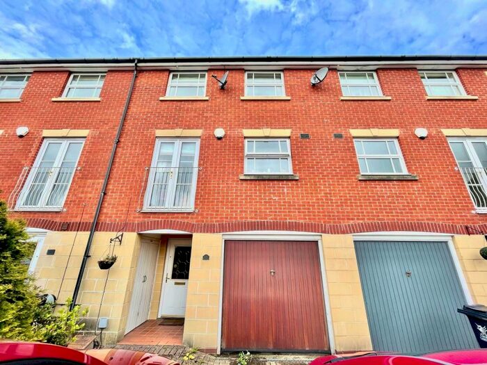 4 Bedroom House To Rent In Clos Coed Hir, Whitchurch, Cardiff, CF14