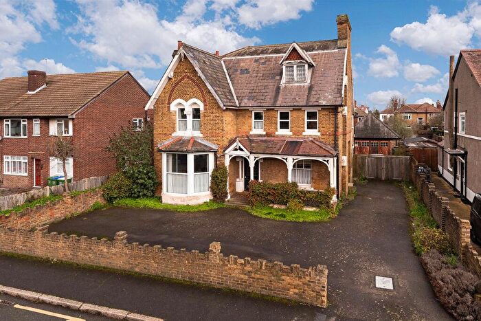 6 Bedroom Detached House For Sale In Glynde Road, Bexleyheath, DA7