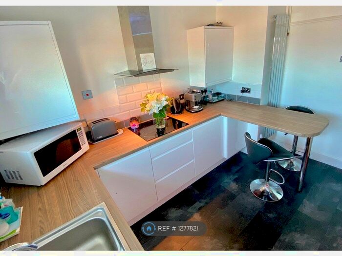 1 Bedroom Flat To Rent In Chipperfield Road, Orpington BR5