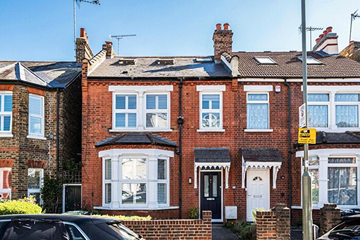 4 Bedroom Semi Detached House For Sale In Lambert Road, North Finchley, London, N12