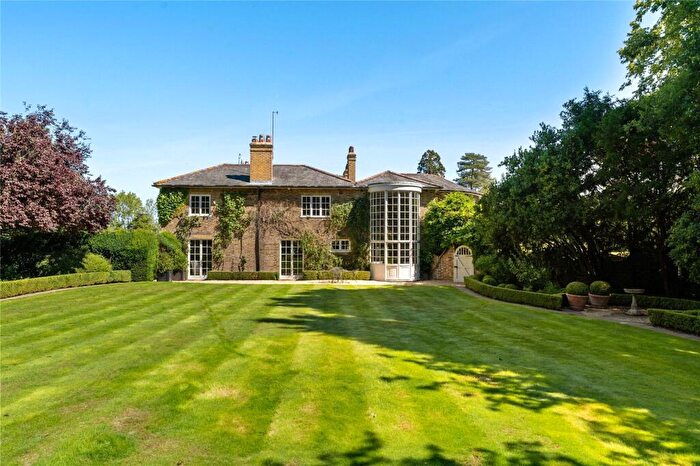 4 Bedroom Detached House For Sale In Ashendene Road, Bayford, Hertford, Hertfordshire, SG13