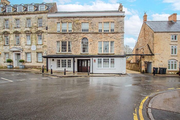 3 Bedroom Flat For Sale In Talbot Apartments, Market Place, Tetbury, GL8