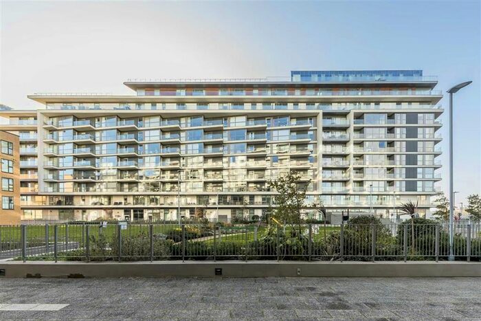 1 Bedroom Flat To Rent In River Gardens Walk, London, SE10