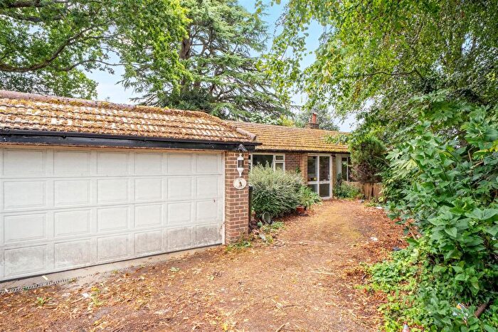 2 Bedroom Detached Bungalow For Sale In Shrubland Road, Banstead, SM7