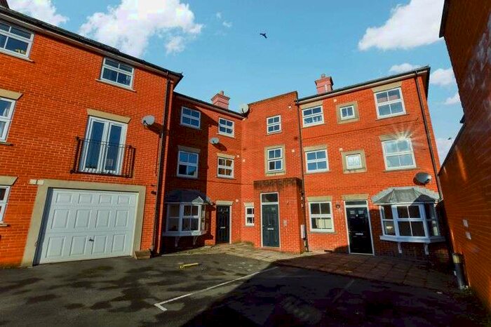 2 Bedroom Property To Rent In Sovereign Court, Salisbury, SP2