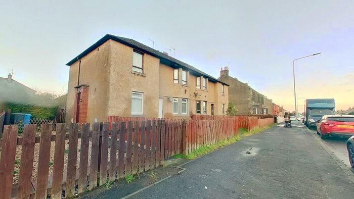2 Bedroom Flat To Rent In West Main Street, Broxburn, West Lothian, EH52