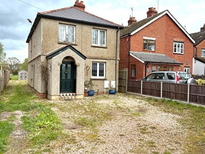 3 Bedroom Detached House For Sale In Forest Road, Wokingham, RG40