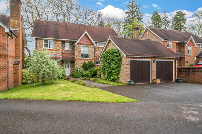 5 Bedroom Detached House For Sale In Childerstone Close, Liphook, GU30