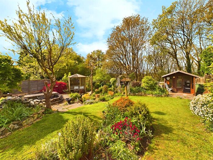 4 Bedroom Detached Bungalow For Sale In Gays Road, Hanham, Bristol, BS15