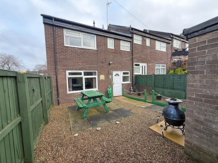 2 Bedroom End Of Terrace House For Sale In Beckhill Avenue, Meanwood, Leeds, West Yorkshire., LS7