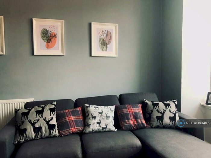 2 Bedroom Flat To Rent In Berkeley Street, Glasgow, G3