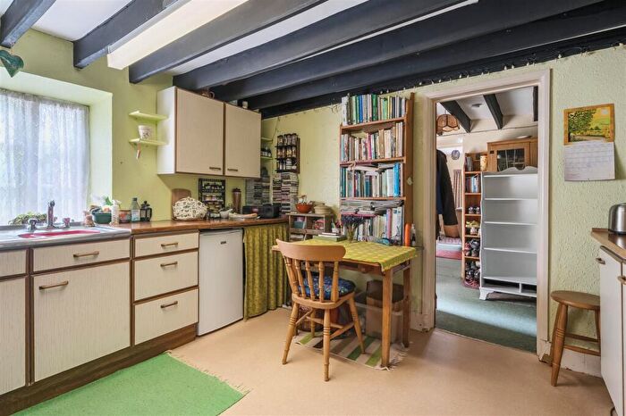 3 Bedroom Semi-Detached House For Sale In Long Crichel, Wimborne, BH21