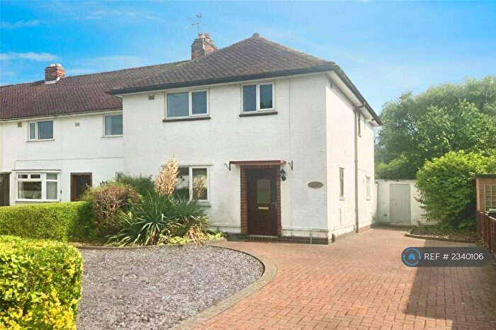 4 Bedroom Semi-Detached House To Rent In Alan Moss Road, Loughborough, LE11