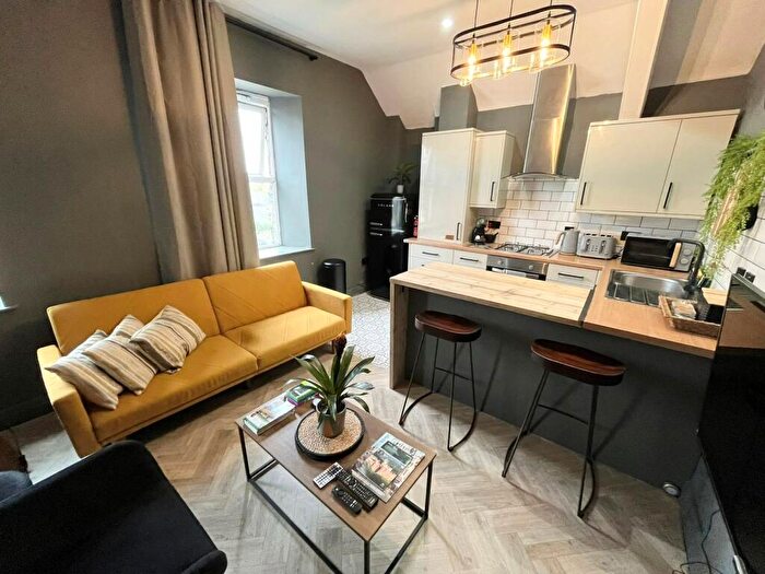 2 Bedroom Apartment To Rent In Newport Road, Cardiff, CF24
