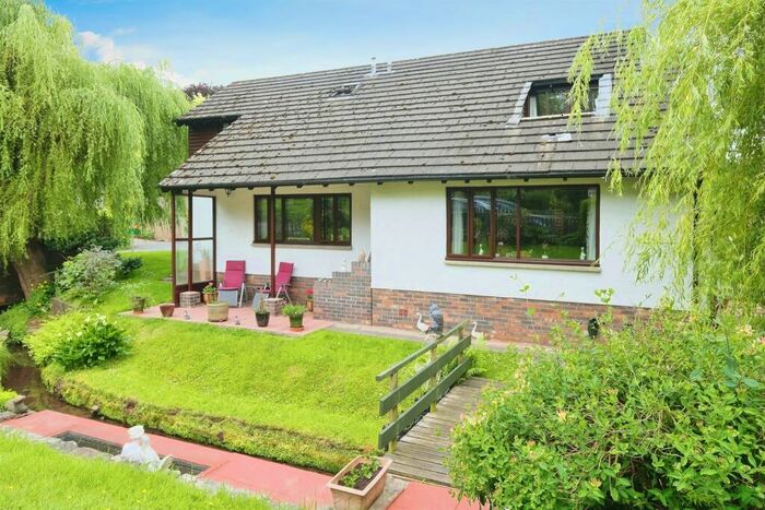 4 Bedroom Detached House For Sale In Parc Pentre, Mitchel Troy, Monmouth, NP25