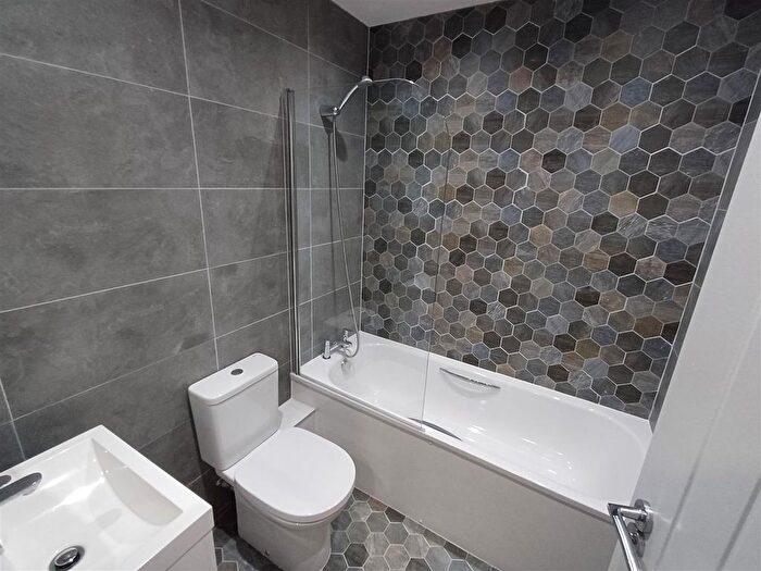 1 Bedroom Flat To Rent In Llandaff Road, Canton, Cardiff, CF11