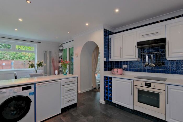 5 Bedroom Detached House For Sale In Hawthorn Gardens, Larkhall, ML9