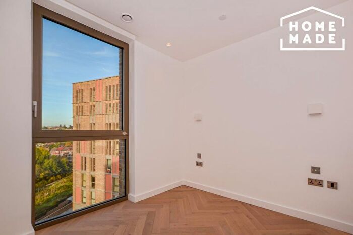 1 Bedroom Flat To Rent In Middle Yard, Dudden Hill Lane, London, NW10