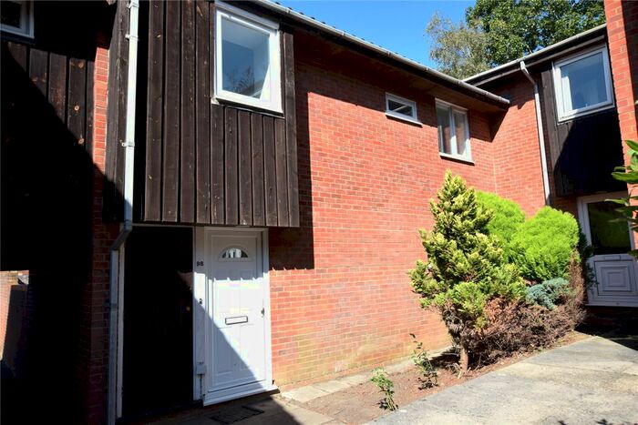 3 Bedroom Detached House To Rent In Greenham Wood, Bracknell, Berkshire, RG12