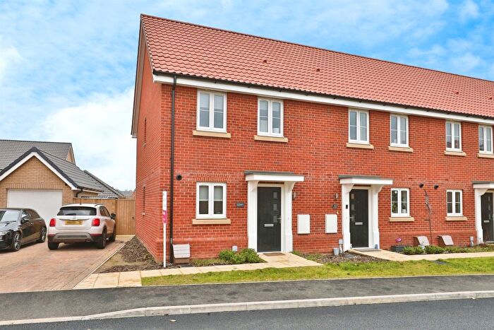 3 Bedroom End Of Terrace House For Sale In Parsing Way, Dereham, NR20