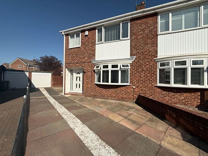 3 Bedroom Semi-Detached House For Sale In Berkeley Close, East Herrington, Sunderland, SR3