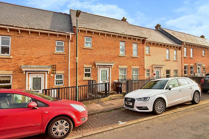 4 Bedroom Terraced House To Rent In Christopher Road, Chatham, Kent, ME4