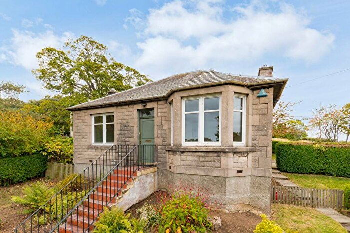 3 Bedroom Detached Bungalow For Sale In North Lodge, Katesmill Road, Edinburgh, EH14