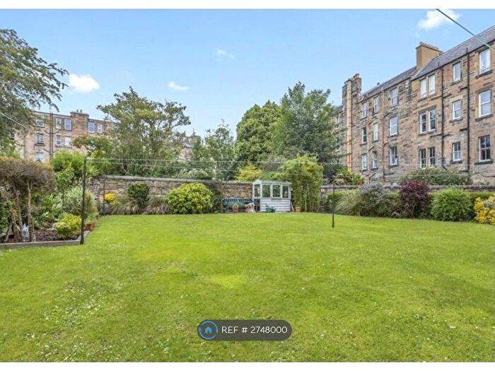 2 Bedroom Flat To Rent In Fountainhall Road, Edinburgh, EH9