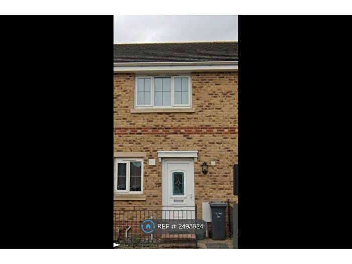 2 Bedroom Terraced House To Rent In Bowdens Mead Close, Newport, PO30