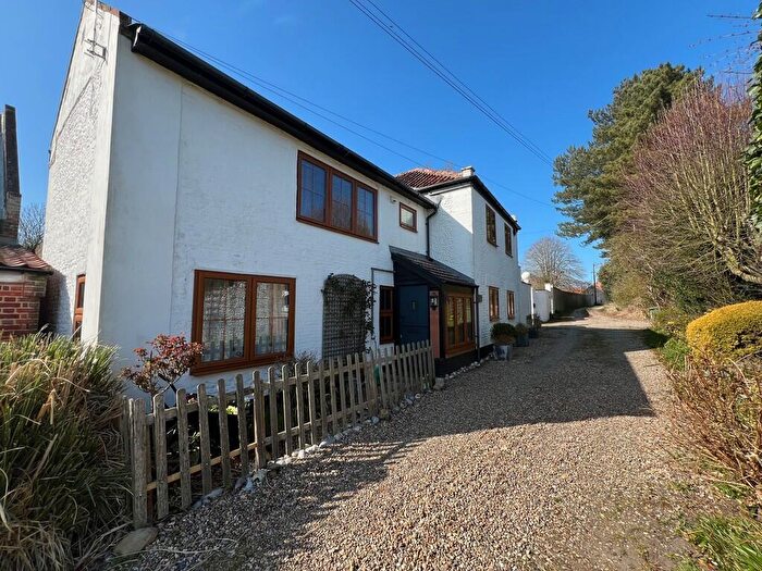 5 Bedroom Detached House For Sale In West Caister, NR30