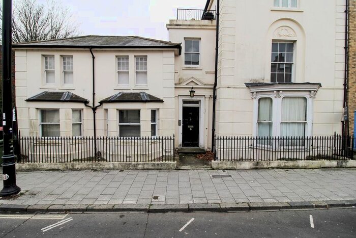 2 Bedroom Flat To Rent In Oxford Street, Southampton SO14