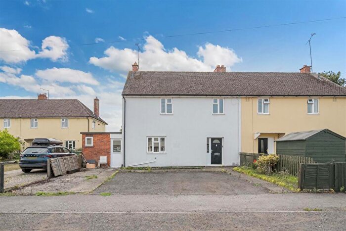 3 Bedroom Terraced House For Sale In Forty Acres Road, Devizes, SN10