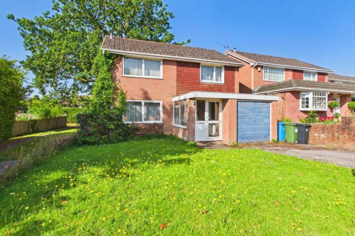 4 Bedroom Detached House For Sale In Egdon Drive, Wimborne, Dorset, BH21