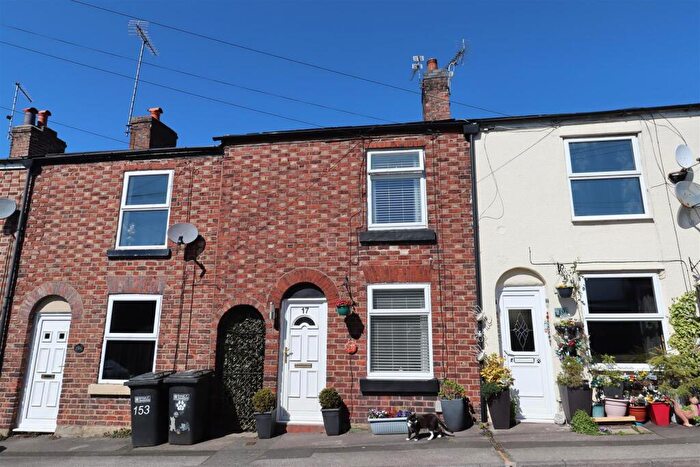2 Bedroom Terraced House To Rent In Lansdowne Street Macclesfield Cheshire, SK10