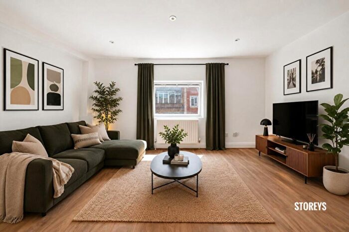 4 Bedroom Duplex To Rent In Old Street, Shoreditch, London, EC1V