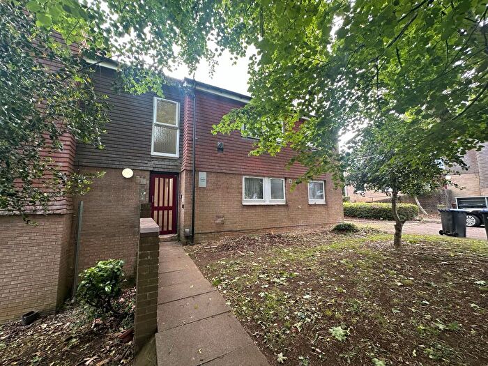 2 Bedroom Flat To Rent In Tower Field Square, Northampton, NN3