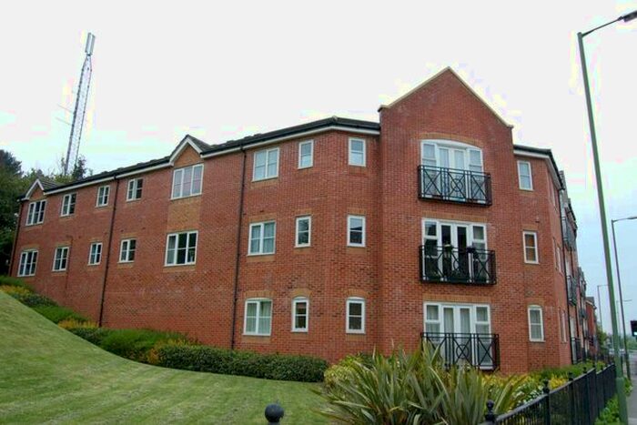 2 Bedroom Flat To Rent In Frances House, London Road, Hemel Hempstead, Hertfordshire, HP3