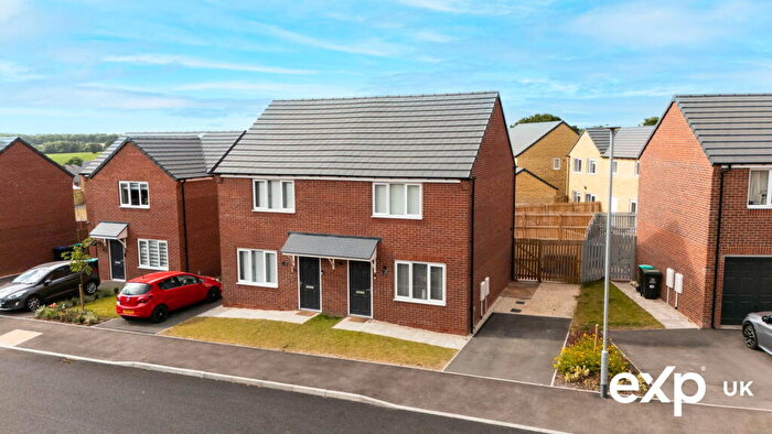 2 Bedroom Semi-Detached House For Sale In Watts Walk, Forest Town, NG19