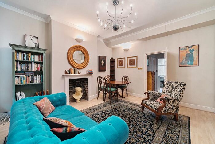 Apartment To Rent In Lots Road London, SW10