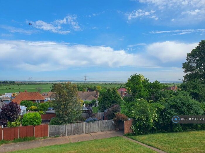 2 Bedroom Flat To Rent In Lapis Close, Gravesend, DA12