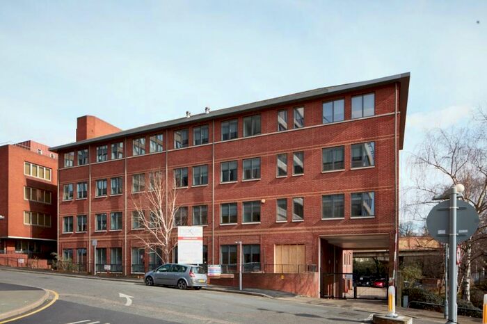 1 Bedroom Flat To Rent In Elmfield Road Bromley, BR1