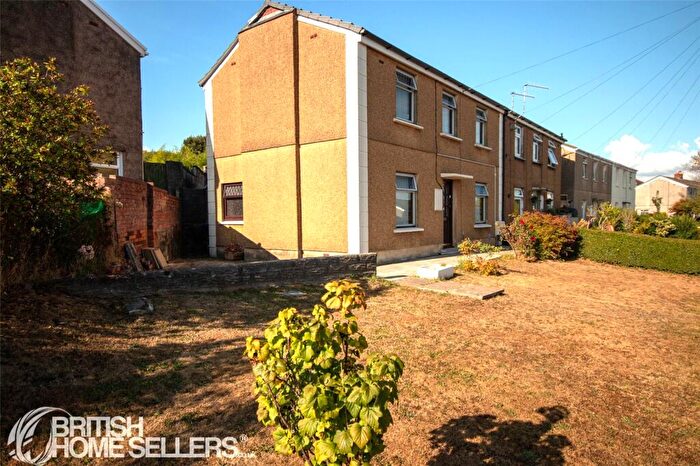 3 Bedroom Semi-Detached House For Sale In Arfryn Avenue, Llanelli, Carmarthenshire, SA15