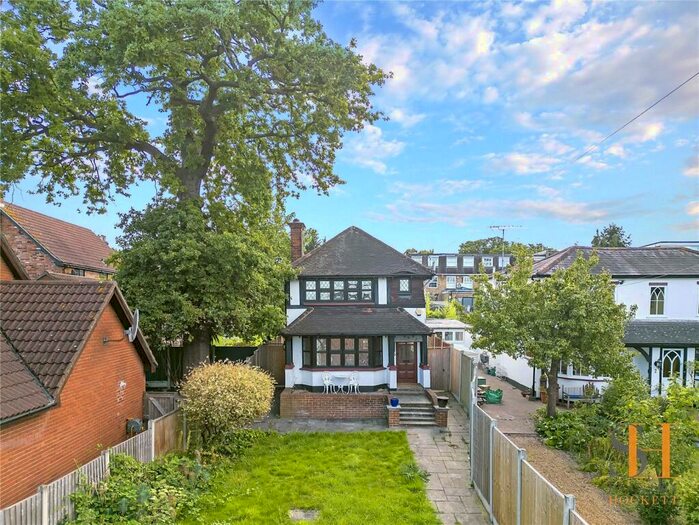 2 Bedroom Detached House To Rent In Epping New Road, Buckhurst Hill, IG9