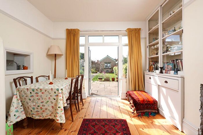 3 Bedroom Semi Detached House For Sale In Monks Park Avenue, Bristol, BS7