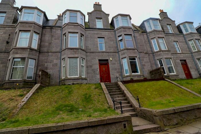 1 Bedroom Flat To Rent In Victoria Road, City Centre, Aberdeen, AB11