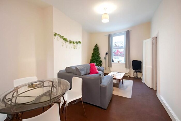 2 Bedroom House To Rent In Chester Street, Sandyford, NE2